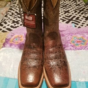 Ariat Cowhand Square Toe Boots